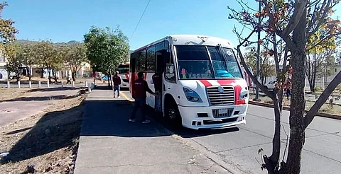 No habrá aumento de 14 pesos a tarifa del transporte, aunque haya marchas: Bedolla