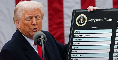 Trump lanza aranceles recíprocos a 50 países; México “la libra” por ahora