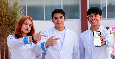 ¿Eres estudiante nicolaita?, descarga la App “UMSNH Campus Digital” y obtén diversos beneficios