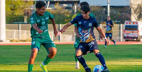 Zorros y Delfines firman intenso empate