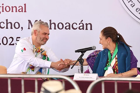 Sheinbaum honra su palabra desde la Meseta Purépecha: Bedolla