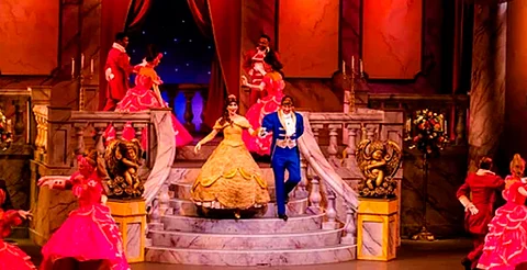 ¡La Bella y la Bestia cobra vida en Morelia con show musical gratuito!