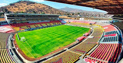 Estadio Morelos: 36 años siendo testigo de gloria, fe y espectáculo