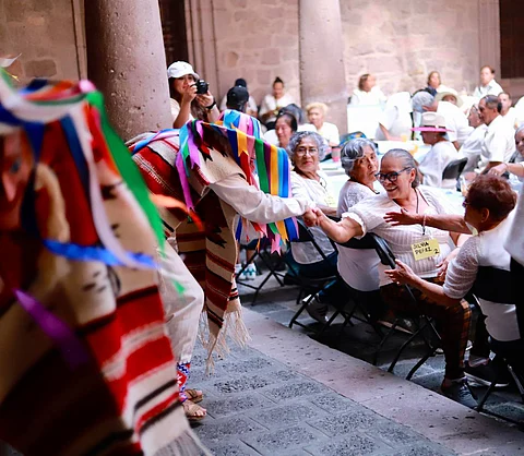 DIF Morelia recibe visita de 150 adultos mayores del DIF Sahuayo