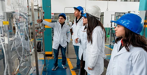 Lanzan convocatoria para proyectos de investigación para estudiantes de la UMSNH