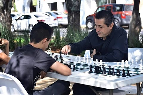 Colegio de Morelia lanza nuevos horarios para taller de Ajedrez