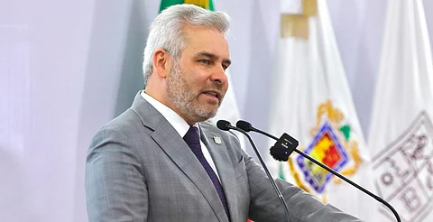 Entra en vigor decreto que prohíbe narcocorridos en eventos públicos: Bedolla