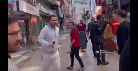 Sismo de 6.2 sacude Estambul, Turquía; miles evacúan edificios y hay un herido