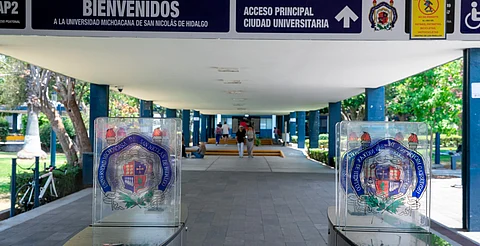 Por cerrar convocatoria para Becas BBVA “Chavos con Discapacidad que Inspiran”; UMSNH invita a participar
