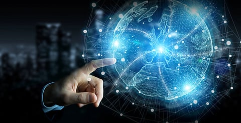 El Desafío de Nuestra Era: Fortalecer el Espíritu en Tiempos de Inteligencia Artificial