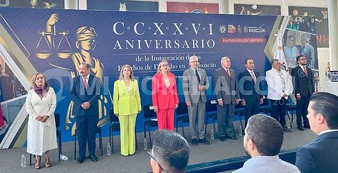 Celebran CCXXVI aniversario de la instauración de los estudios de Derecho en Michoacán