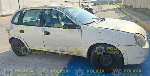 Policía Morelia recupera vehículo robado en Villas de Oriente