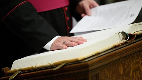 Este es el juramento que sella el secreto del Cónclave en la elección papal