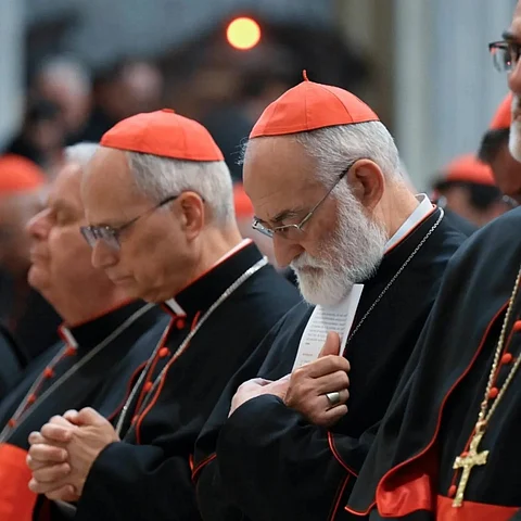 Aislados, sin celulares y bajo amenaza de excomunión: así será la elección del nuevo Papa