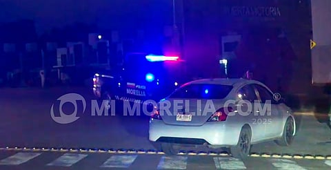 Conductor es detenido en fraccionamiento Puerta Victoria; vehículo tendría reporte de robo
