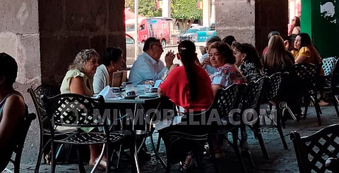 Ventas por el 10 de mayo dejaron 38 mdp en el Centro Histórico de Morelia: Covechi