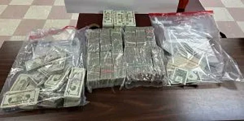 Detienen a funcionaria de Tamaulipas con más de 184 mil dólares en puente fronterizo