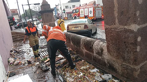 Primeras inundaciones en Morelia: basura tapó alcantarillas