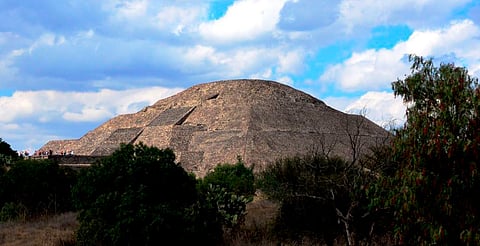 ¡Ya se puede subir otra vez a la Pirámide de la Luna en Teotihuacán!