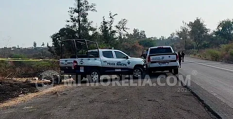 Hallan dos cuerpos con huellas de violencia en carretera Morelia-Maravatío