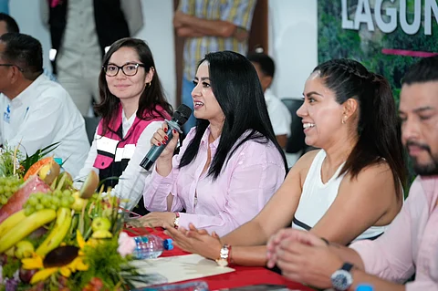 Presenta Gladyz Butanda proyecto para el Parque Ecoturístico Laguna de Chandio
