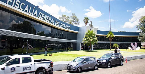 Vendió su auto por redes en Morelia y nunca le pagaron; arrestan a una