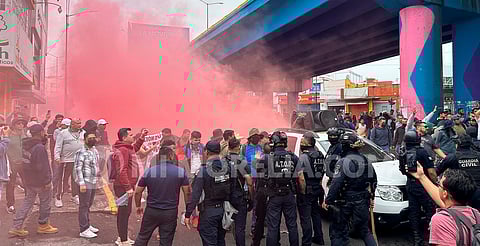 CNTE y normalistas paralizan Morelia: enfrentamientos y cristalazos marcan jornada de protesta