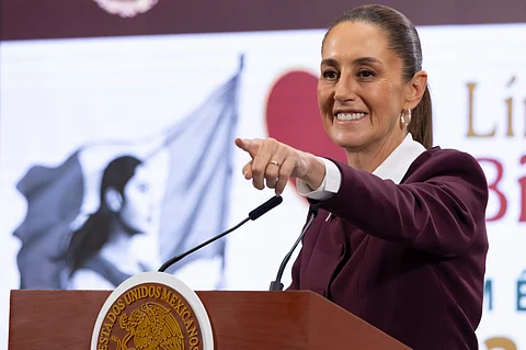 Invita Sheinbaum a registrarse a la Universidad Nacional Rosario Castellanos; el 1 de junio cierra convocatoria