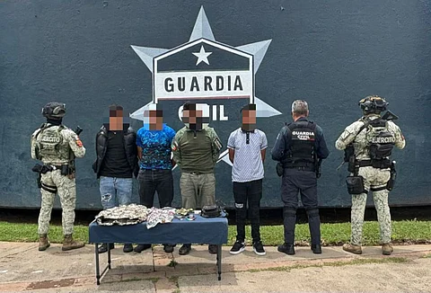 Se hizo pasar por del Ejército; lo arrestan en Morelia; junto con él, a otros 3