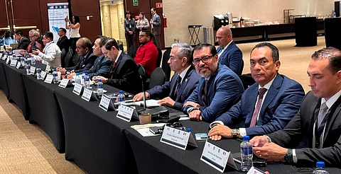 Fortalece FGE la cooperación internacional contra el tráfico de armas y explosivos
