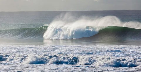 ¡Precaución en las playas! Mar de fondo traerá olas de hasta 2.7 metros a Guerrero