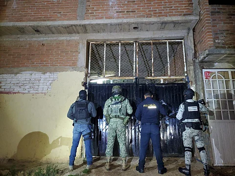 Fiscalía General ejecuta tres cateos relacionados en delitos contra la salud, en Pátzcuaro y Morelia