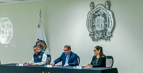 Estudiantes de la UMSNH destacan por rigor académico y compromiso social