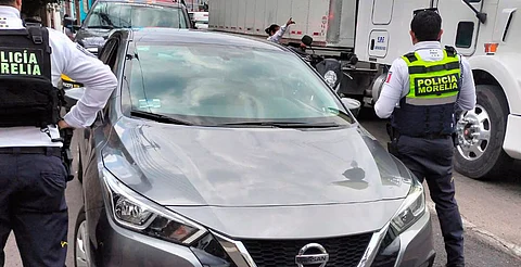 Policía Morelia recupera automóvil robado en la colonia Santiaguito
