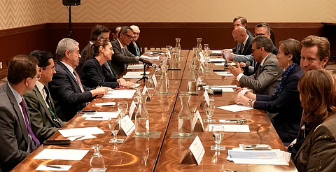 Sheinbaum presenta Plan México ante Consejo Empresarial de Canadá
