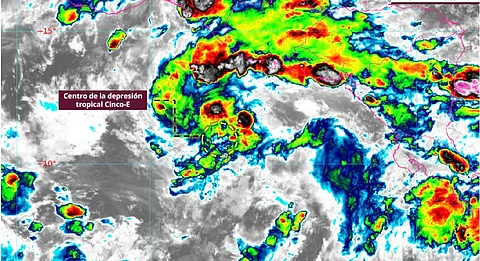 Potencial ciclón tropical Cinco-E evoluciona a depresión tropical