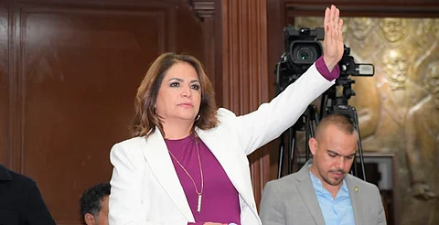 A parlamento abierto la alternancia de género: Fabiola Alanís
