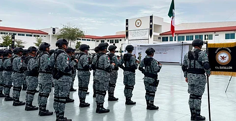 Avanza reforma que asigna Guardia Nacional a Sedena; oposición habla de ‘militarización’