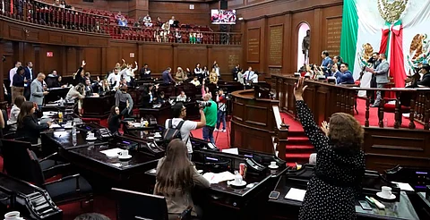 Congreso de Michoacán aprueba cambios para regular corralones y grúas