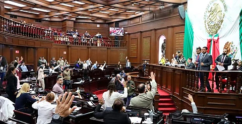 Congreso del Estado llama a ayuntamientos a revisar títulos de concesión de agua