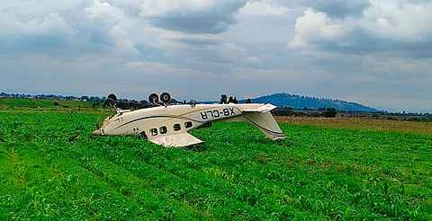 Cae avioneta en Huejotzingo durante vuelo de práctica; hay dos heridos