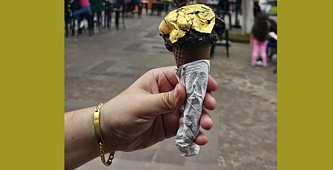 Nieve con oro de 24K sorprende en Zacapu, Michoacán