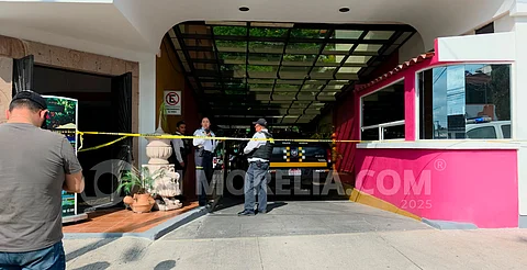 Madre de niños hallados en hotel de Morelia fue hallada con lesiones y bajo influencia de fármacos, revelan