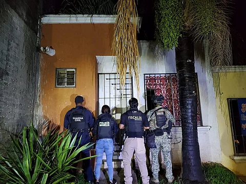 Catean dos casas en Morelia y aseguran más de mil 200 dosis de metanfetamina