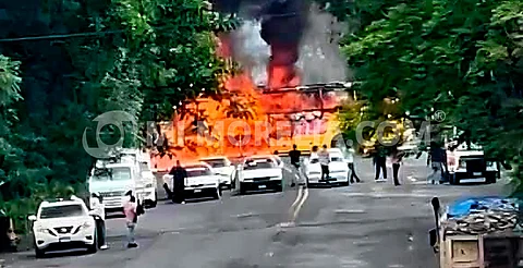 Niño muere en fuego cruzado en Zitácuaro; su madre resultó herida