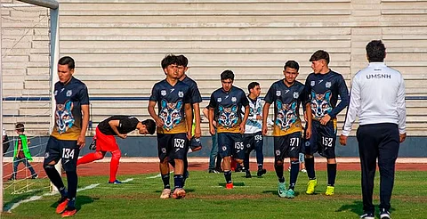 ¡Atlético Morelia UMSNH gana premio al mejor jersey de la temporada 2024-2025!