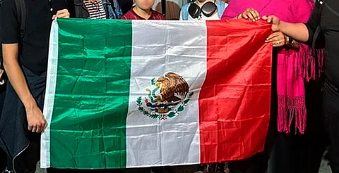 Van 183 mexicanos evacuados de zonas de riesgo en Medio Oriente