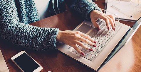 Las plataformas ofrecen alertas personalizadas según tus intereses