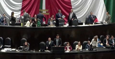 Aprueban reforma que transfiere al Inegi funciones del Coneval para medir la pobreza