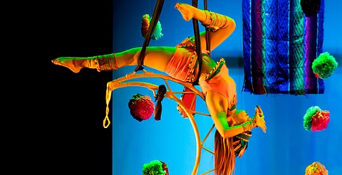 Baile entre galaxias: Aerodanza presenta show especial en Morelia